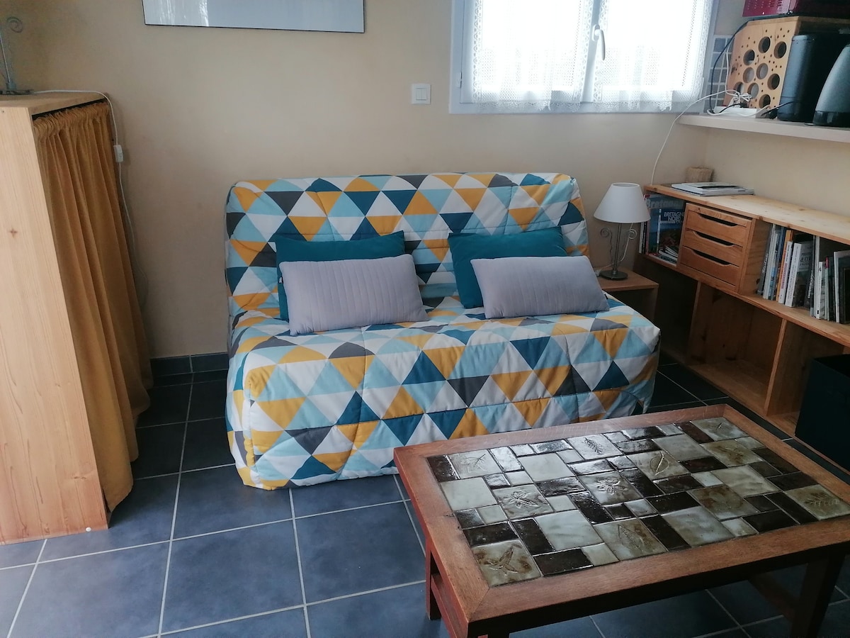 Successful Airbnb property: La MJC, duplex, garden terrace, 2/5 people in Saint Briac Sur Mer