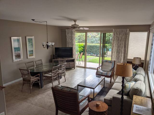 Rare Family Condo – Steps From Napili Beach gallery image 5