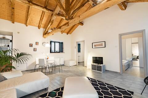 Modern Etna FarmHouse With Vineyard  And Terrace
