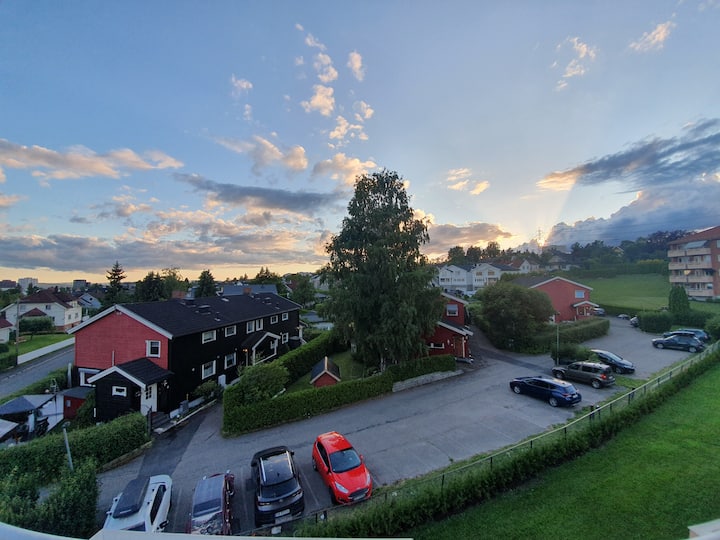 53m2 flat with west faced balcony quiet surroun. Condominiums for