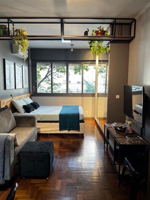 Imóvel de sucesso: Studio in Cidade Baixa with garage - great location. em Cidade Baixa