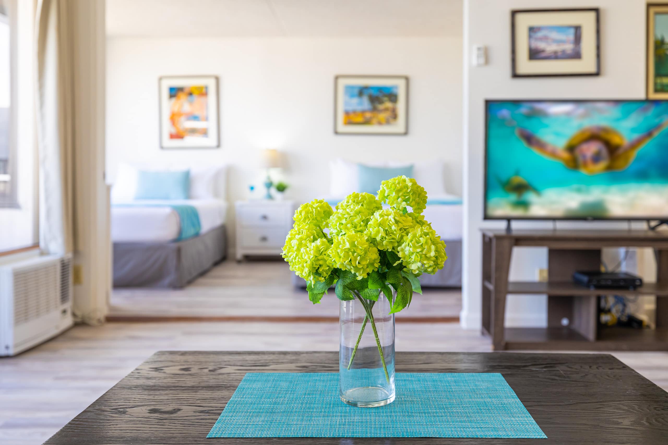 Condo in Honolulu · ★4.78 · 1 bedroom · 3 beds · 1 private bath - Image 5