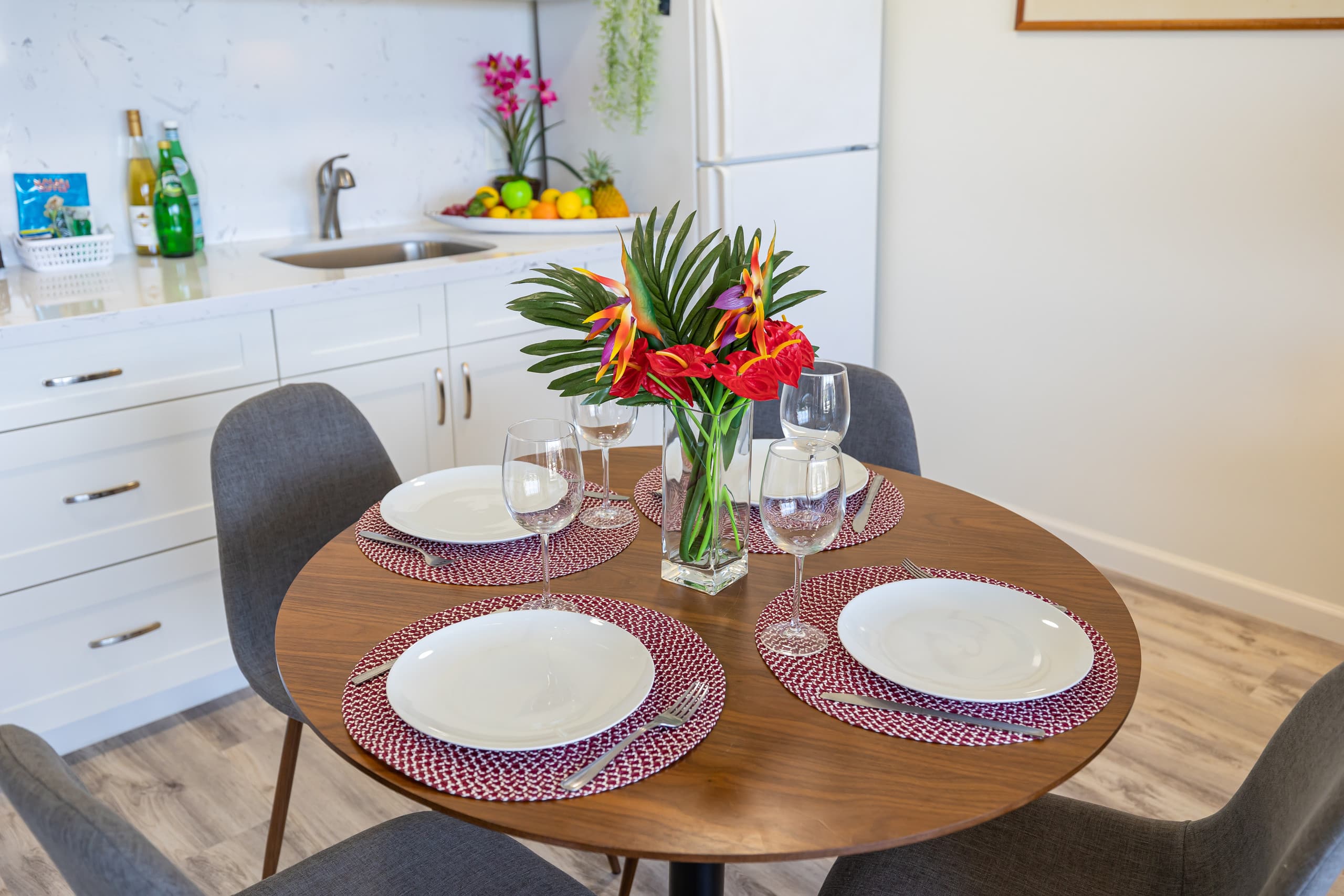 Condo in Honolulu · ★4.78 · 1 bedroom · 3 beds · 1 private bath - Image 10