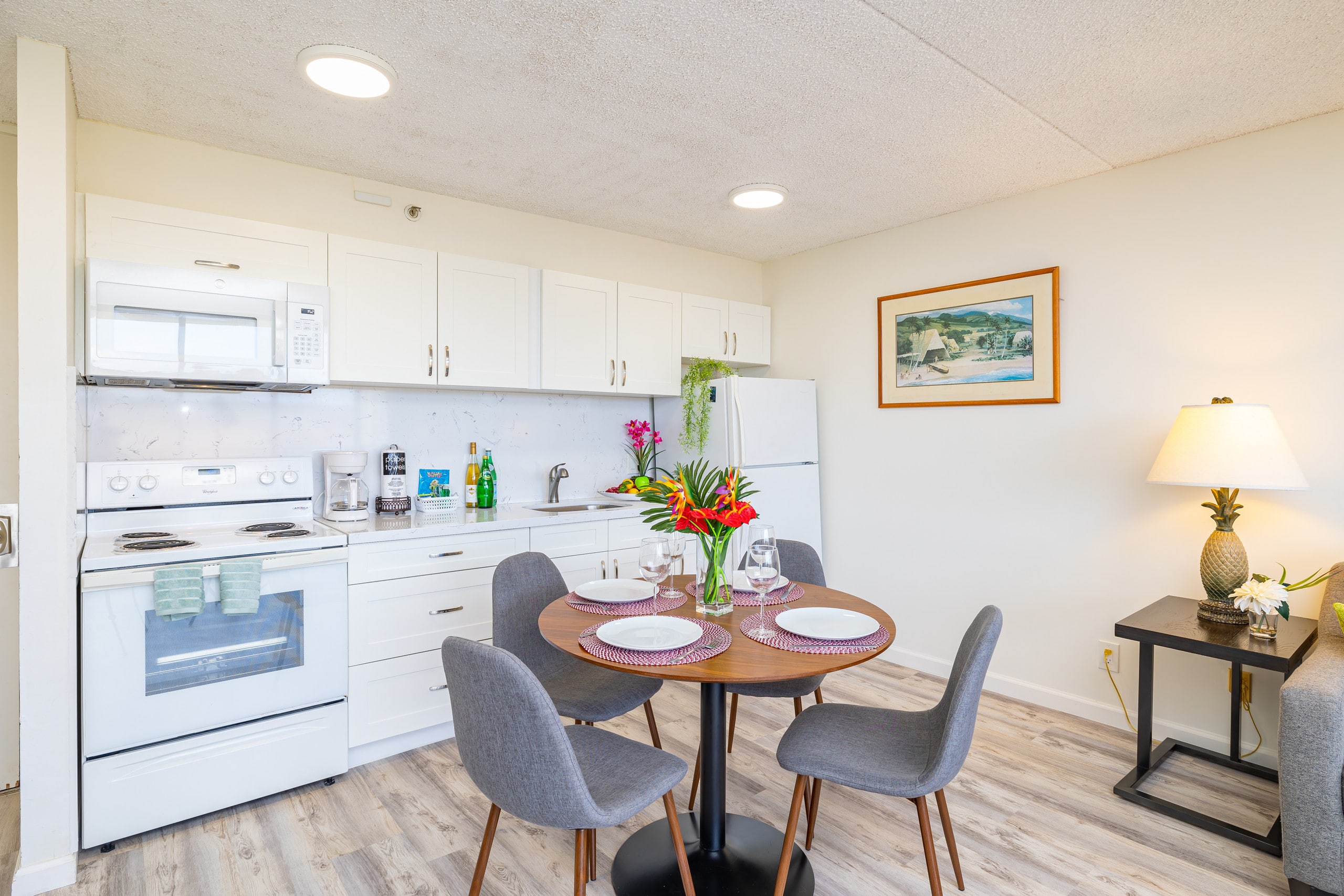 Condo in Honolulu · ★4.78 · 1 bedroom · 3 beds · 1 private bath - Image 8