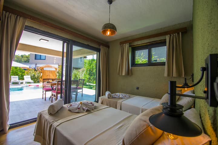 dhoma e poshtme e gjumit