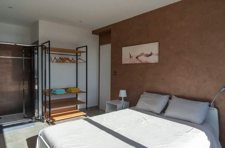 Suite parecido iluminado y 160