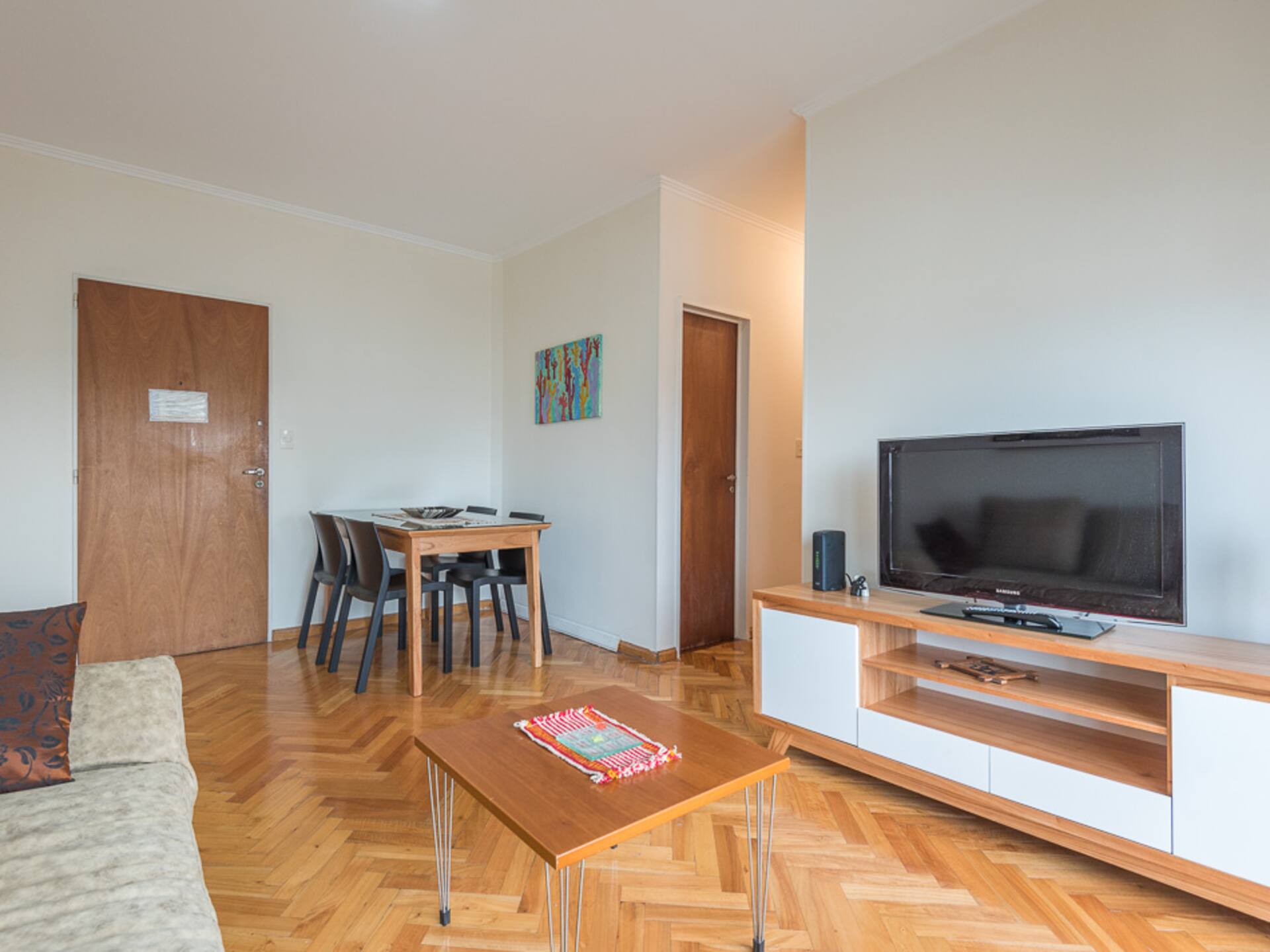 Two-bedroom apartment in Abasto