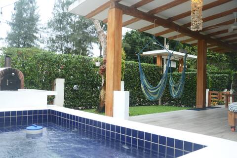 Ayampe, apartment with jacuzzi steps from the sea