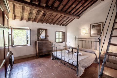 A Special Stay in the heart of Tuscany