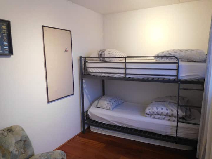 dormitorio 2 con literas