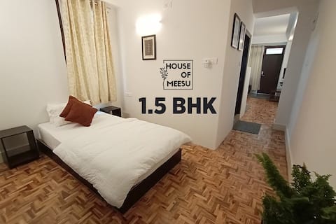 1.5 bedroom hall kitchen apartment