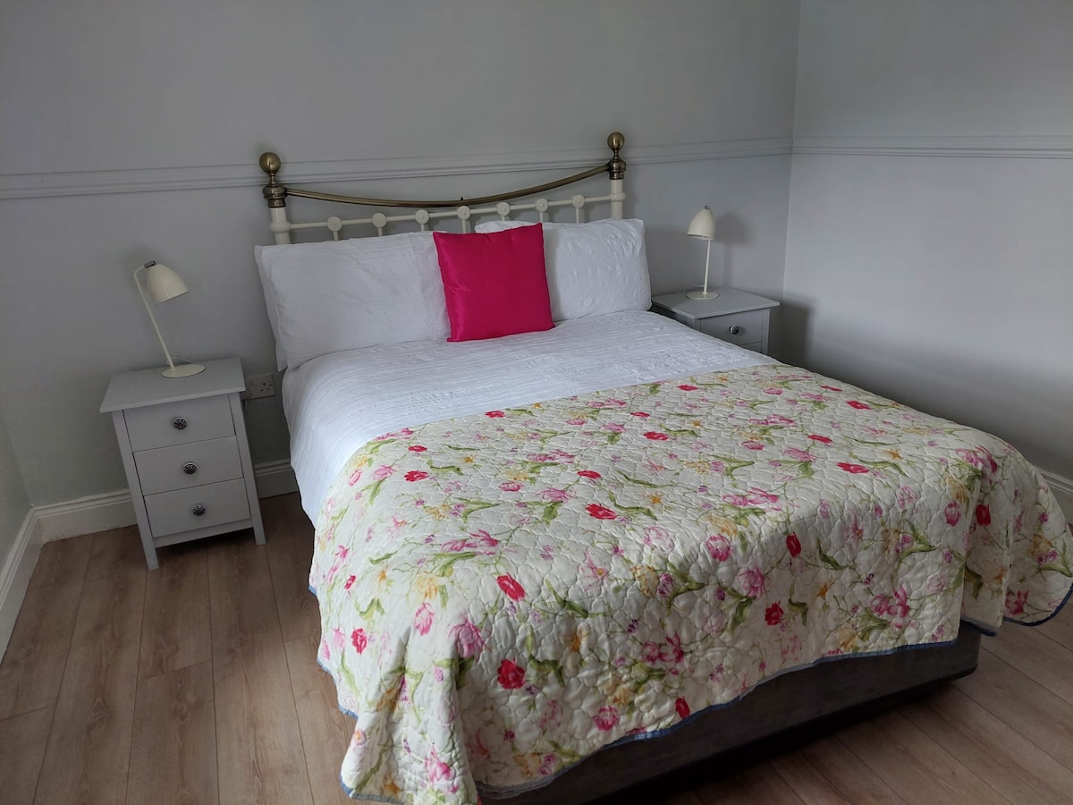 חדר 2 - מיטה זוגית