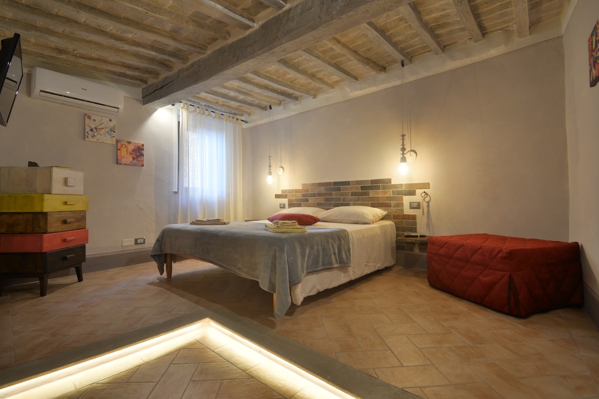 Proprietà Airbnb di successo: Historic Center Apartment - "La Rughetta" a Montepulciano