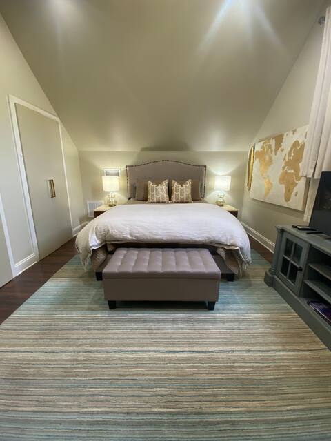 Lacroix Loft/Walk to Anything!/Downtown Covington
