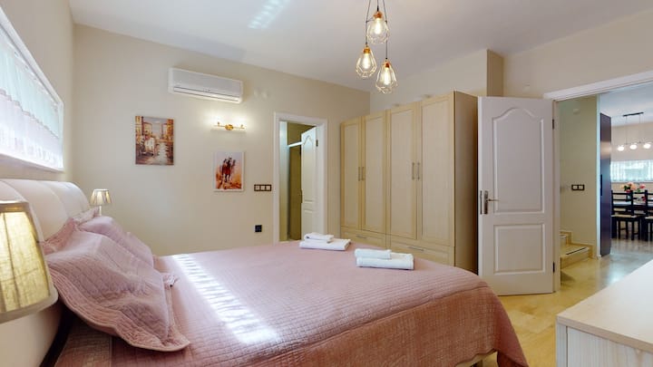 Villa Maria Kas Master Bedroom