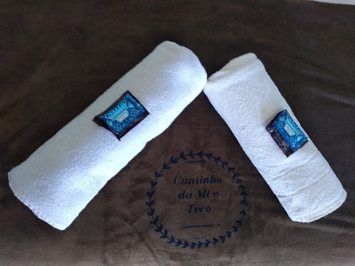 Included: Bed linen.
Bath towels: Bring yours or we charge R$10.00 reais per towel.