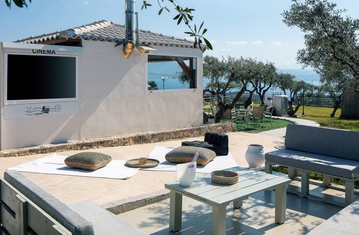 Villa Panorama – stunning vistas and full privacy! gallery image 3