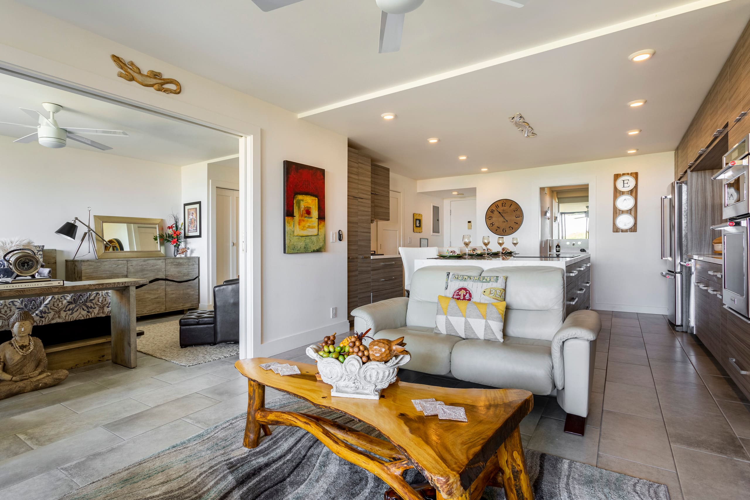 Condo in Kailua · ★4.98 · 1 bedroom · 2 beds · 2 baths - Image 19
