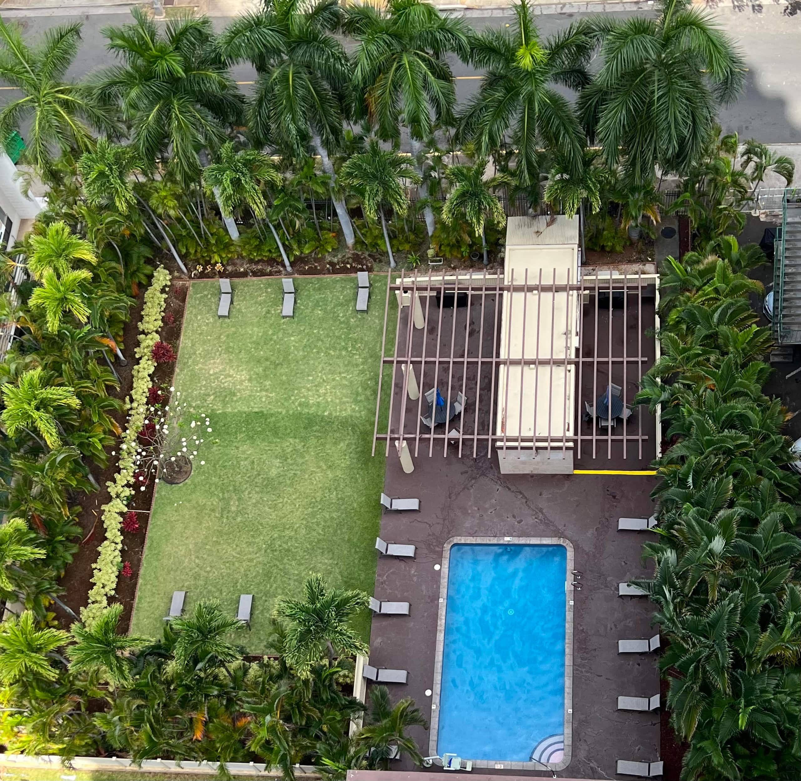 Condo in Honolulu · ★4.93 · 2 bedrooms · 4 beds · 2 baths - Image 14