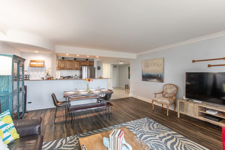 Spacious 2bd/2br With Ocean And Panoramic Views! - Honolulu, HI