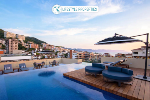 BBQ, hot tubs, & infinity pools