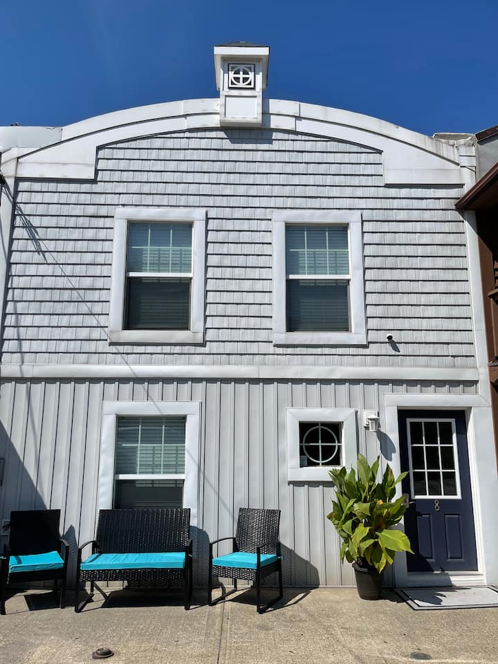 Top 12 Airbnb Vacation Rentals Near Cedar Point, Ohio Updated 2024