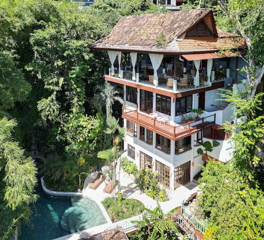 Escape Villas Costa managed Airbnb listing 3