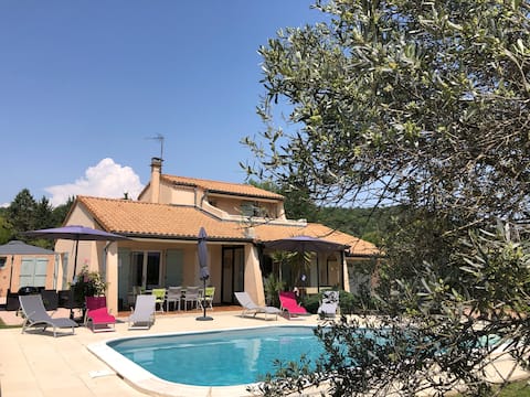 The Villa of the 3 Yews