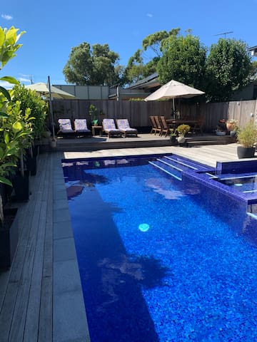 Home away from home – everything you need & more!