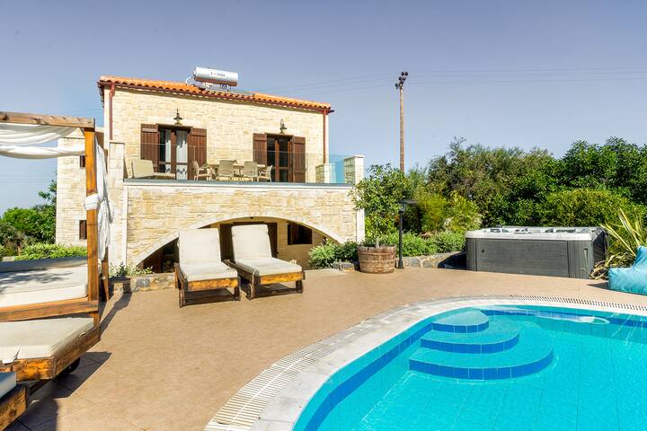 Luxury Villa Freedom for a private Family Vacation gallery image 4