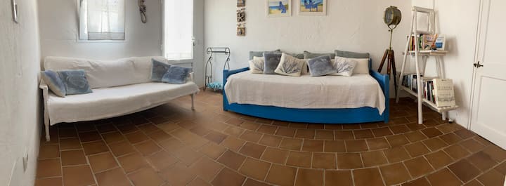 חדר 2 מיטה נפתחת