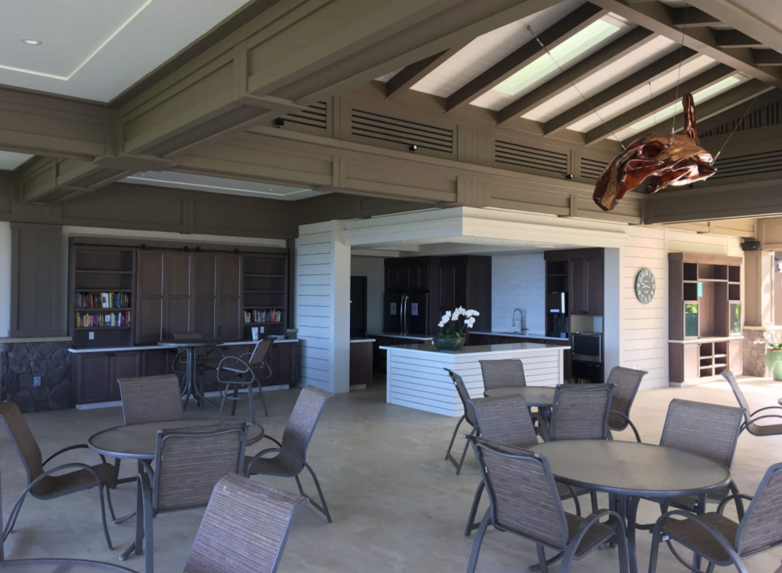 Condo in Kihei · ★4.94 · Studio · 1 bed · 1 bath - Image 17