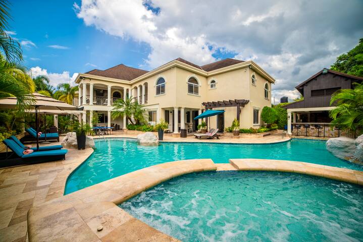 I Heart Travel Jamaica managed Airbnb listing 1
