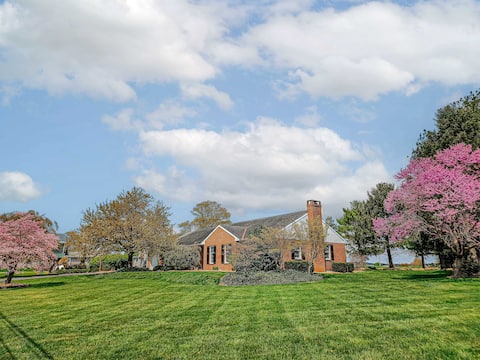 Relaxing Farmland Getaway in Lititz, PA