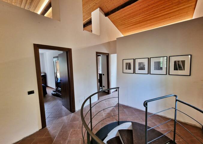 Villa in the Countryside with swimming pool gallery image 5