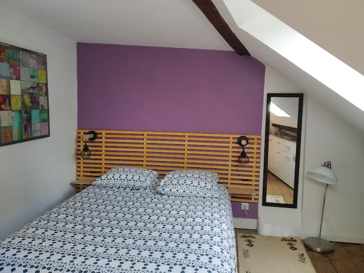 Habitación n.º3 cama 140 x 190 como un acogedor capullo