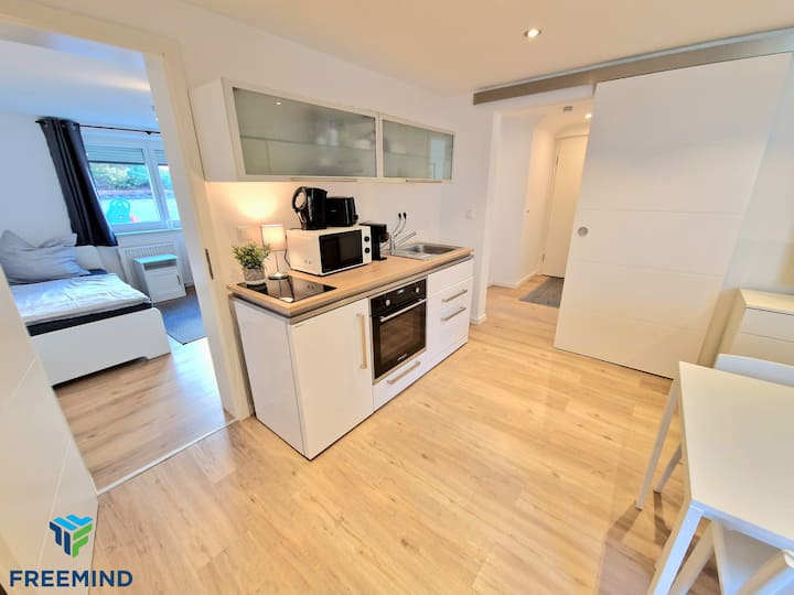 Frisch Modernisiertes Apartment - Landshut