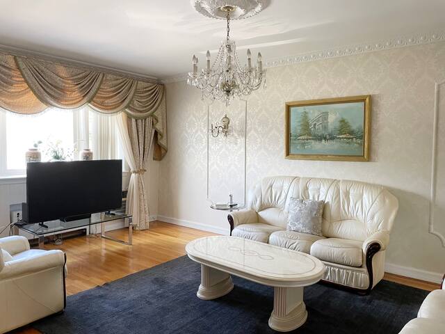 Huge, Quiet 3B Home with Parking & Porch