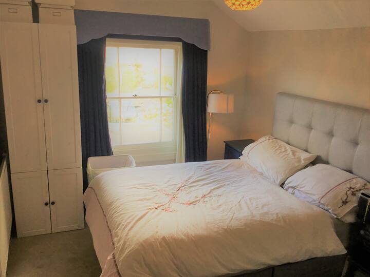 ห้องนอนที่สอง (Second Bedroom)