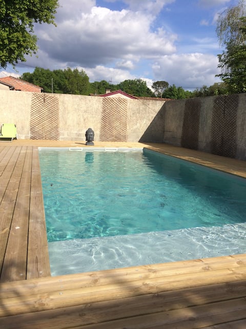 Charming house for 16 PEOPLE with pool