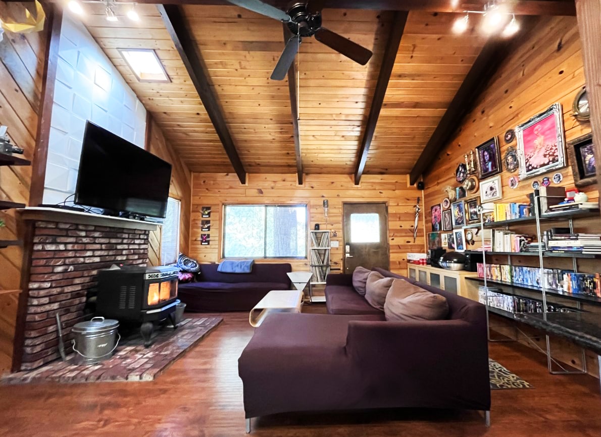 Popular Airbnb listing: Unique Private Forest Getaway in Bakersfield