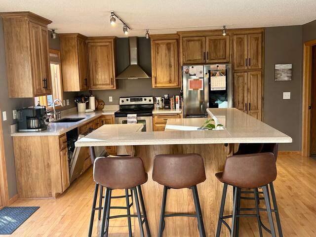 Wooded Sanctuary Private Home gallery image 5