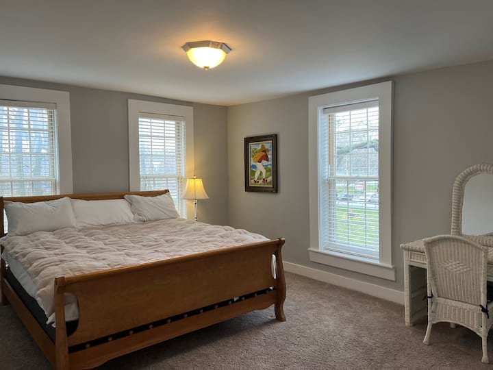 Upstairs Large Guest Bedroom with King Bed