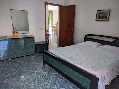 three-room summer apartment with a sea view, air-conditioned, balconies