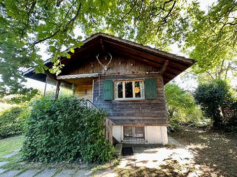 Holidays right on Lake Murten - in the chalet in Salavaux