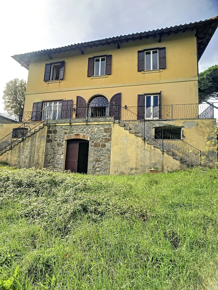 Villa Marta Casa Storica Al Centro Città - Bracciano