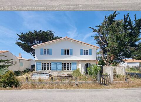 island Aix sea view garden 7 bedrooms