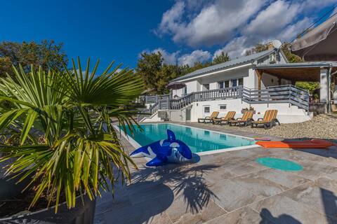 Villa Manta Crikvenica - Heated pool - 2apartmana