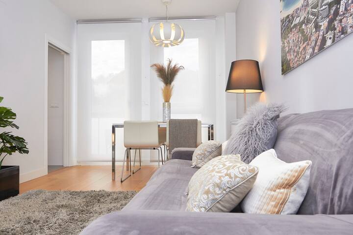 Donosti Deluxe. Nuevo, luminoso y en el centro gallery image 5