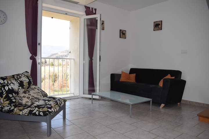 Appartement 60m2 à Montbrun Les Bains - Montbrun-les-Bains